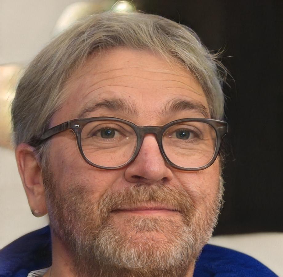 Portrait de Raphaël Dubois, spécialiste en gestion de patrimoine chez calivorentusa